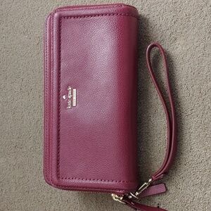 Kate Spade Carryall Wristlet